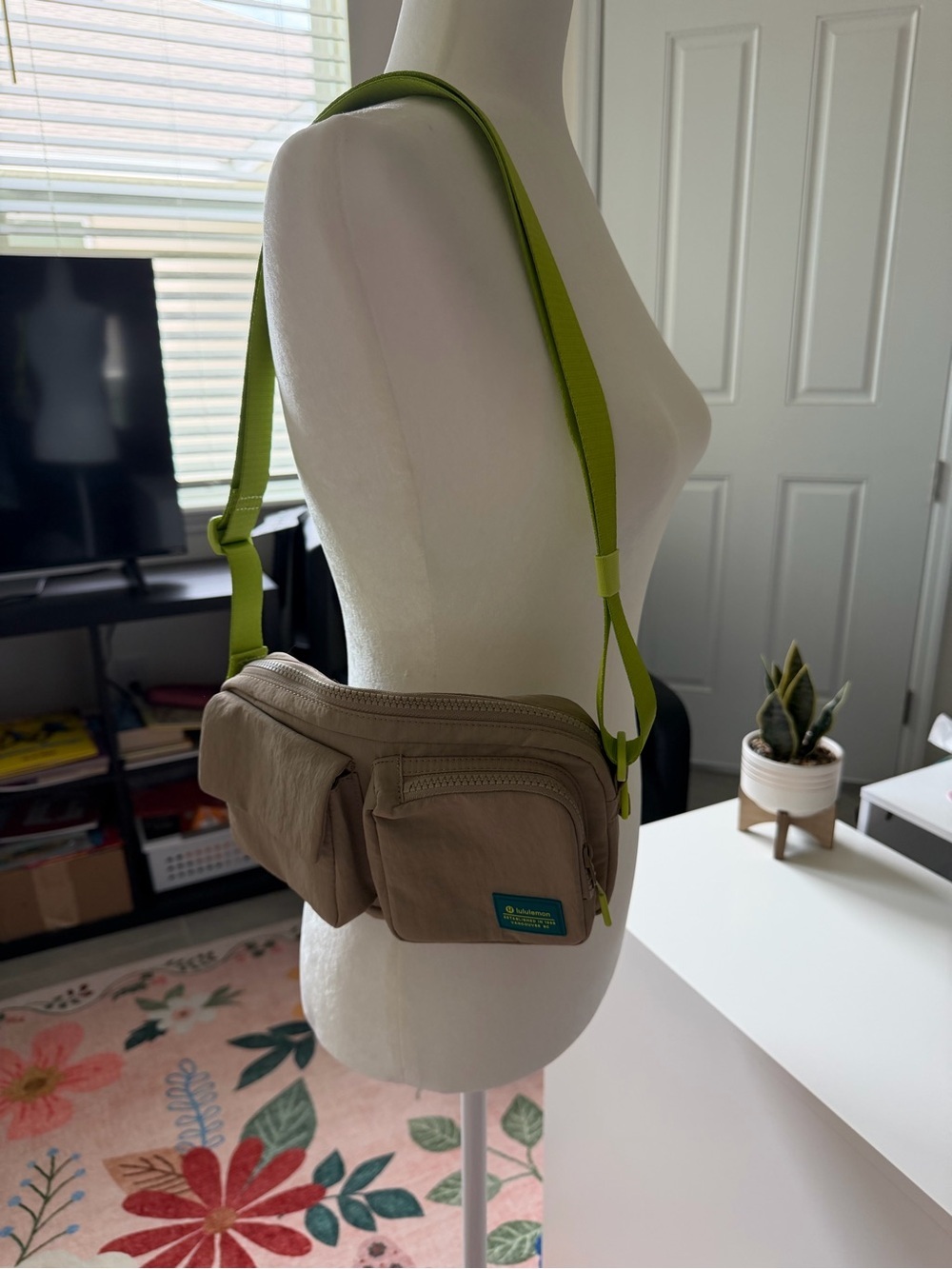 Lululemon multi pocket Crossbody Utility Bag in Khaki with Lime Strap